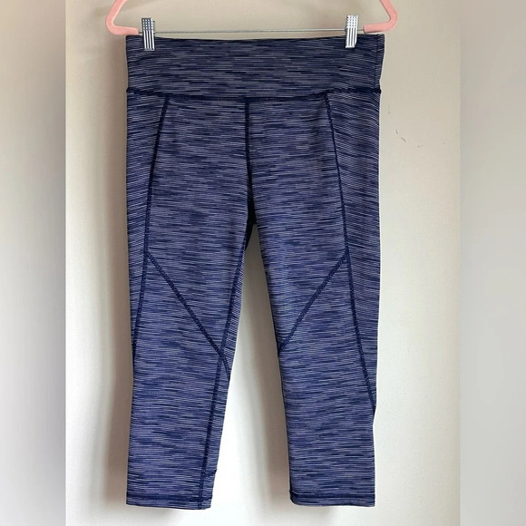Tek Gear Dry Tek Capri Leggings - Size L - Picture 1 of 6
